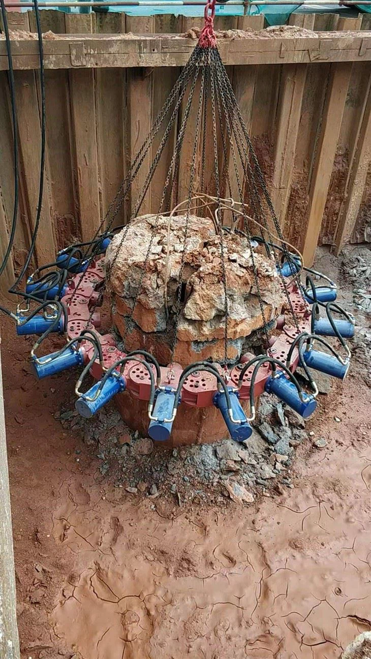 Excavator Pile Breaker